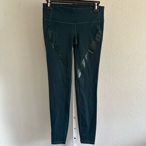 Gap fit size small dark emerald green leggings